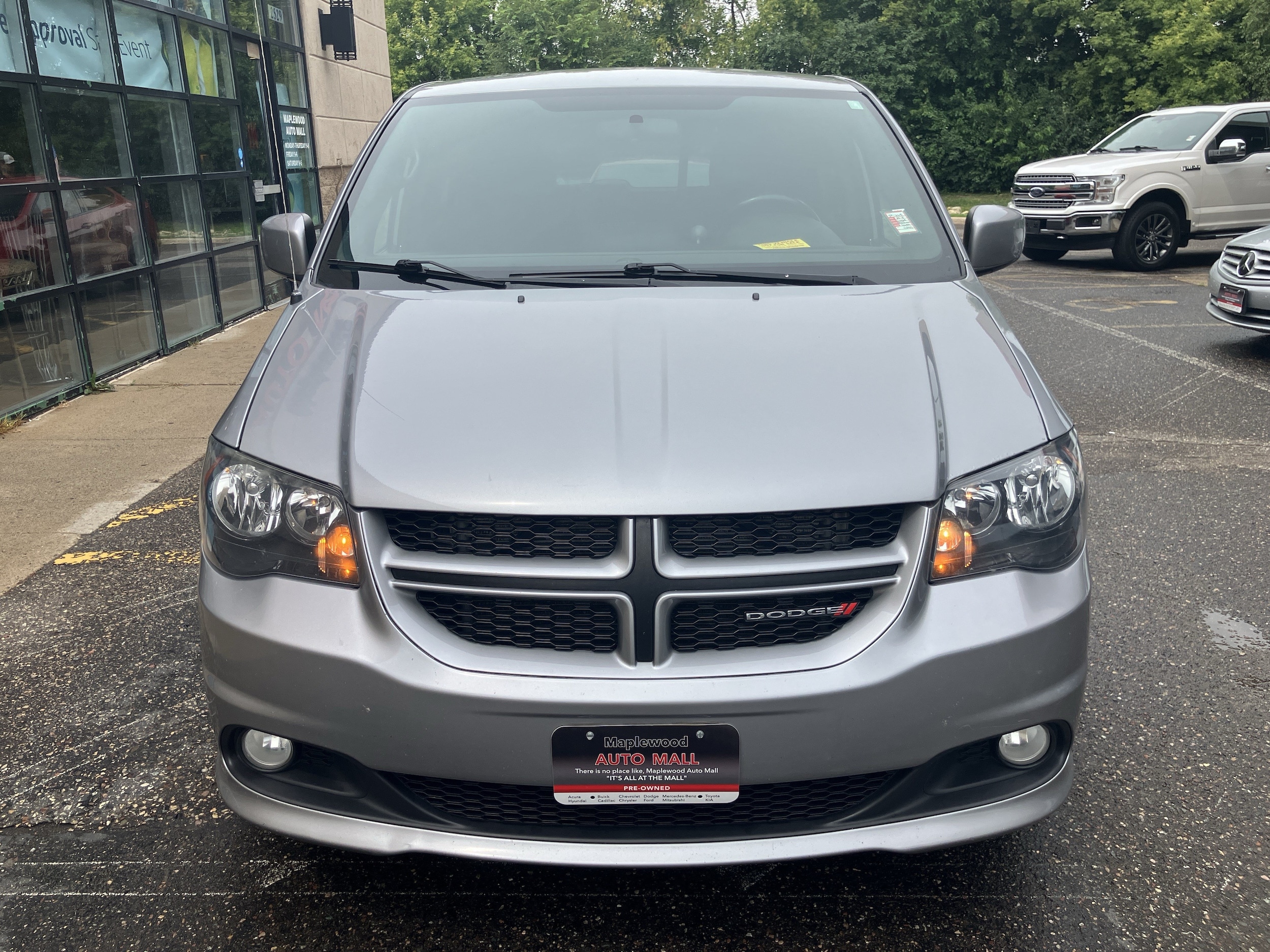 dodge grand caravan 2015 2C4RDGEG0FR591665 image dodge grand caravan 2015 2C4RDGEG0FR591665 image